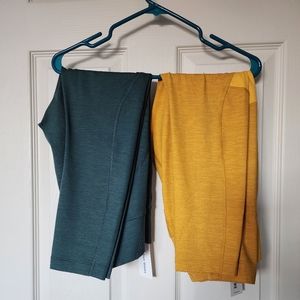 Bundle of 2 Outdoor Voices 3/4 Core Leggings, Size M